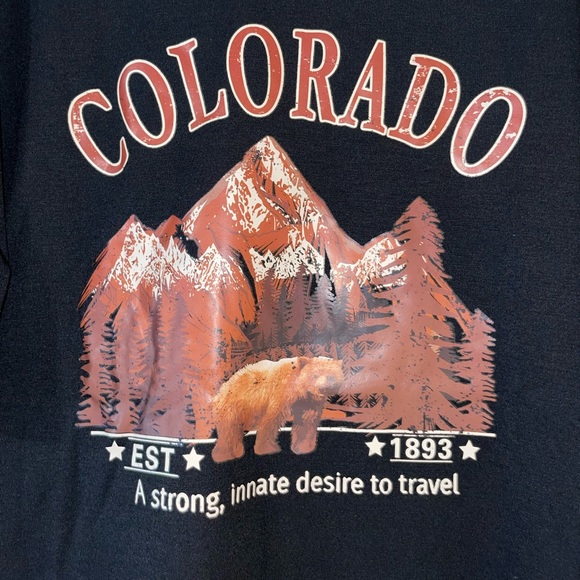 Colorado travel tee 🐻 - Picture 3 of 4